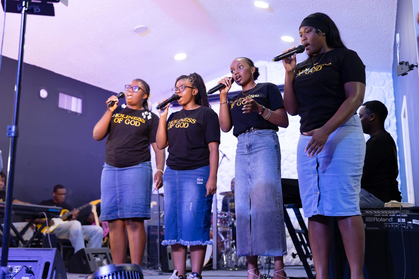 Youth vocalists performing together